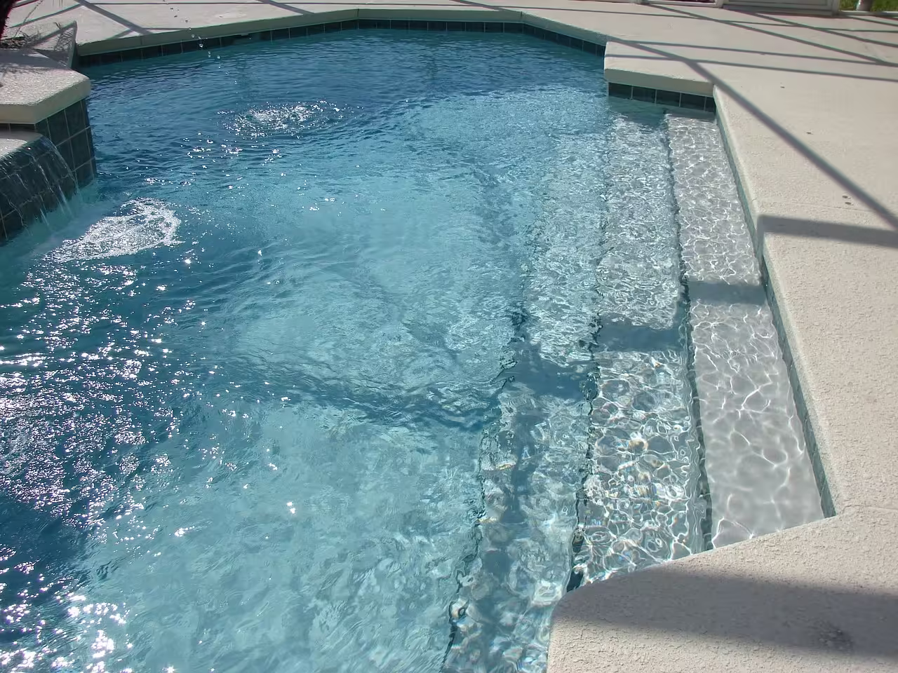 escaleras de piscina